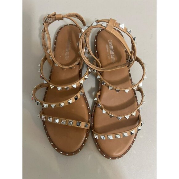 Cushionaire Memory Foam Tan with Silver Studded Ankle Strappy Sandals Sz 8M - Picture 3 of 4
